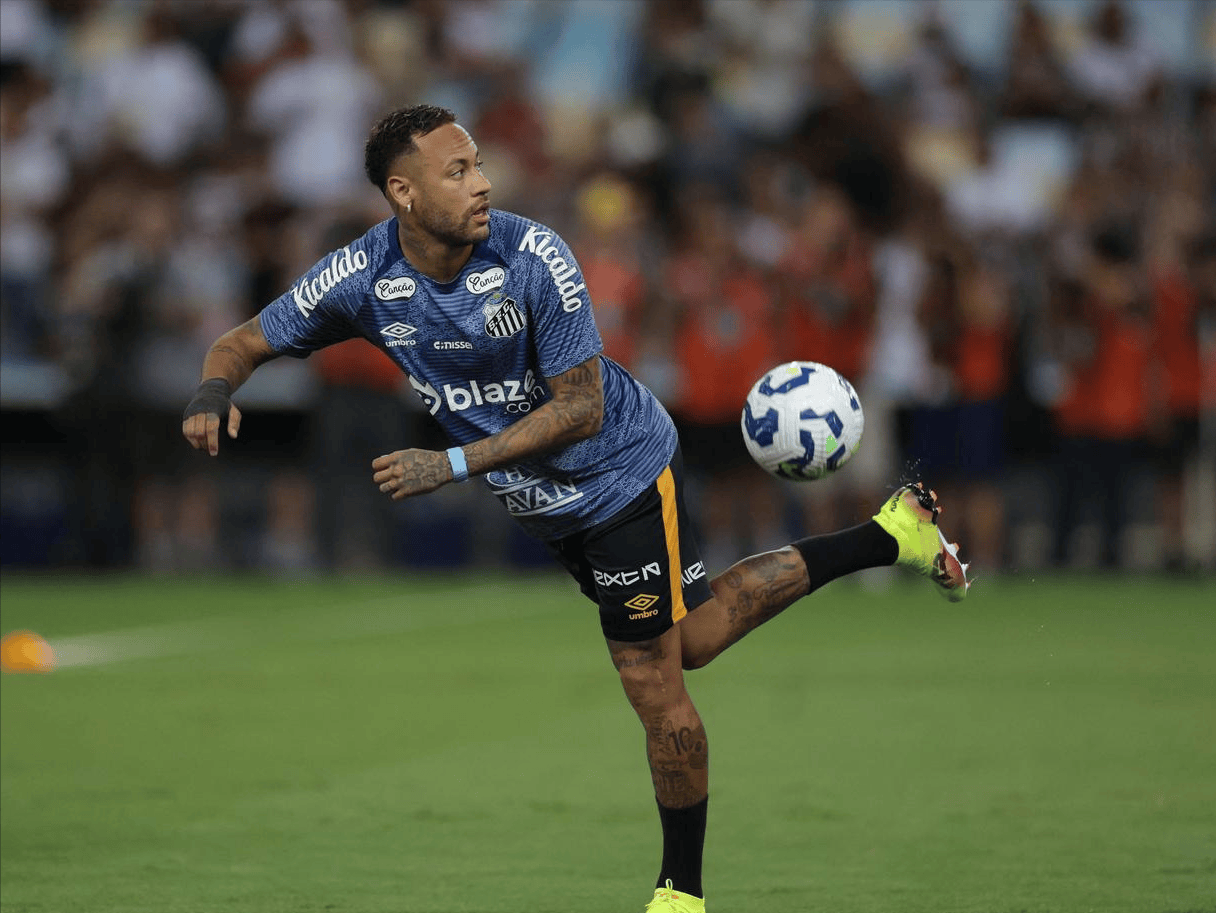 内马尔连续五场比赛得分超过比赛规则变更，德国队不断突破！