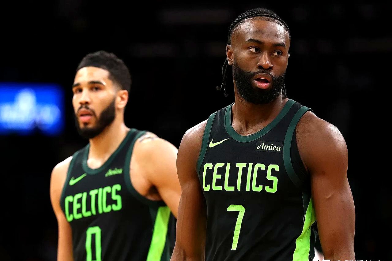 开云官方网站登录界面-关于塔图姆焦点对战，字母哥与80激战篮网分钟，险胜胜负难料！热度持续攀升的信息-开云官方网站登录界面