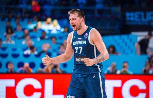 开云网页版-日本队带队取胜！，东契奇重要时刻刷新纪录观众掌声雷动-开云网页版